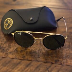 Ray-Ban Classic Gold Frame Sunglasses with Green Lenses